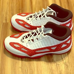 Air Jordan 11 Retro Low IE White Gym Red